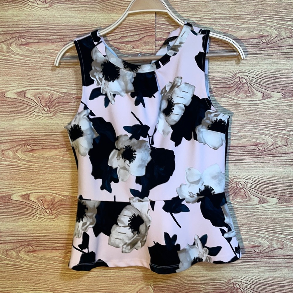Banana Republic floral (pink/black) sleeveless top size XS
